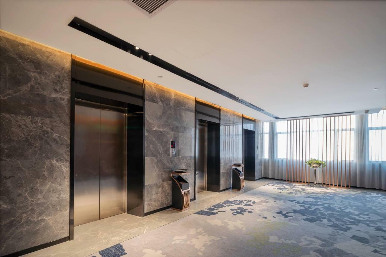 Grand Skylight International Hotel Haoyue Shenzhen Baoan Int'L Exhibition Center Exterior photo